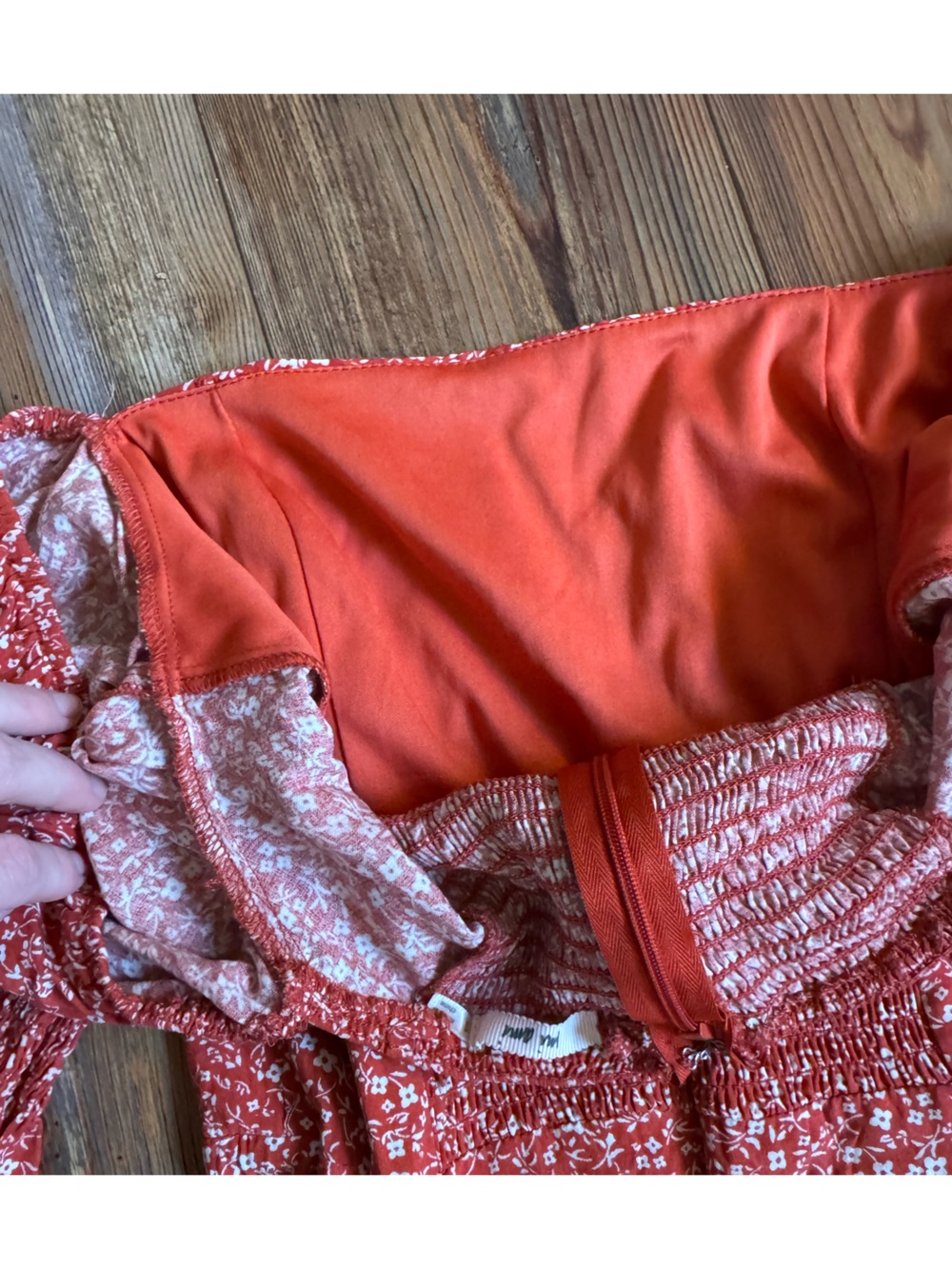 Mi Ami - Small, Coral Floral Off-Shoulder Maxi Dress - Picture 4 of 14